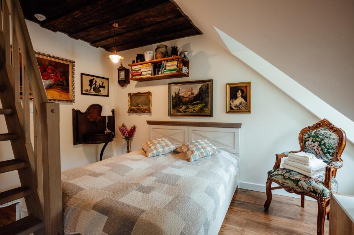 Dom Berg Apartment บันสกา ชีอาว์นีซา ภายนอก รูปภาพ