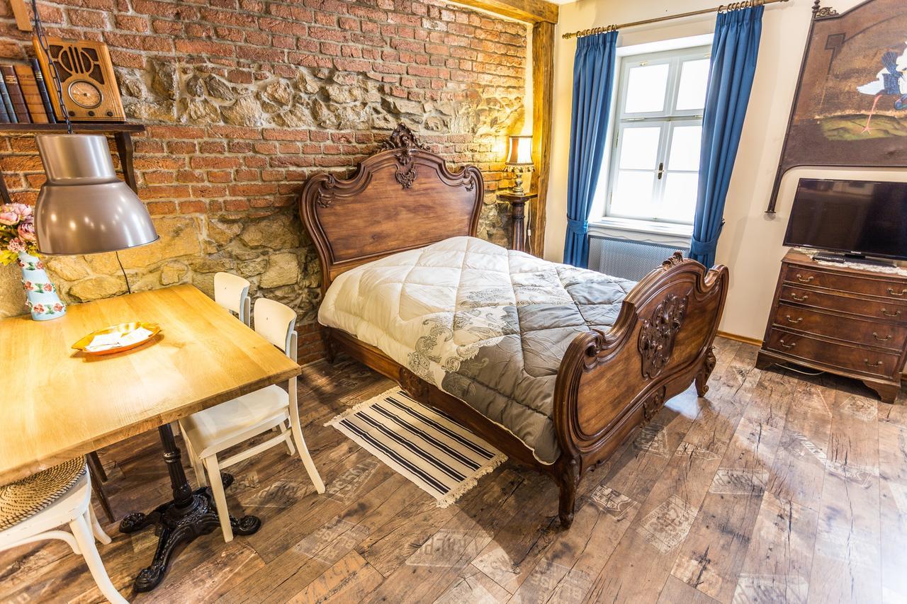 Dom Berg Apartment บันสกา ชีอาว์นีซา ภายนอก รูปภาพ